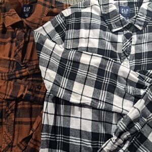 GAP Women's Plaid Shirts - Black and Brown